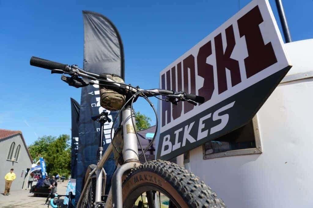 Hudski Bike: Dualist